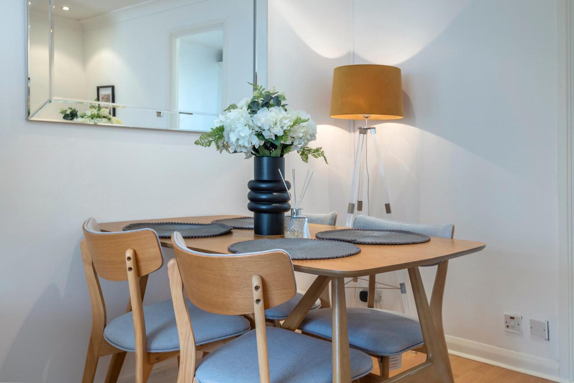 2 Bed Town House With Garden In Hackney, London Appartement Buitenkant foto
